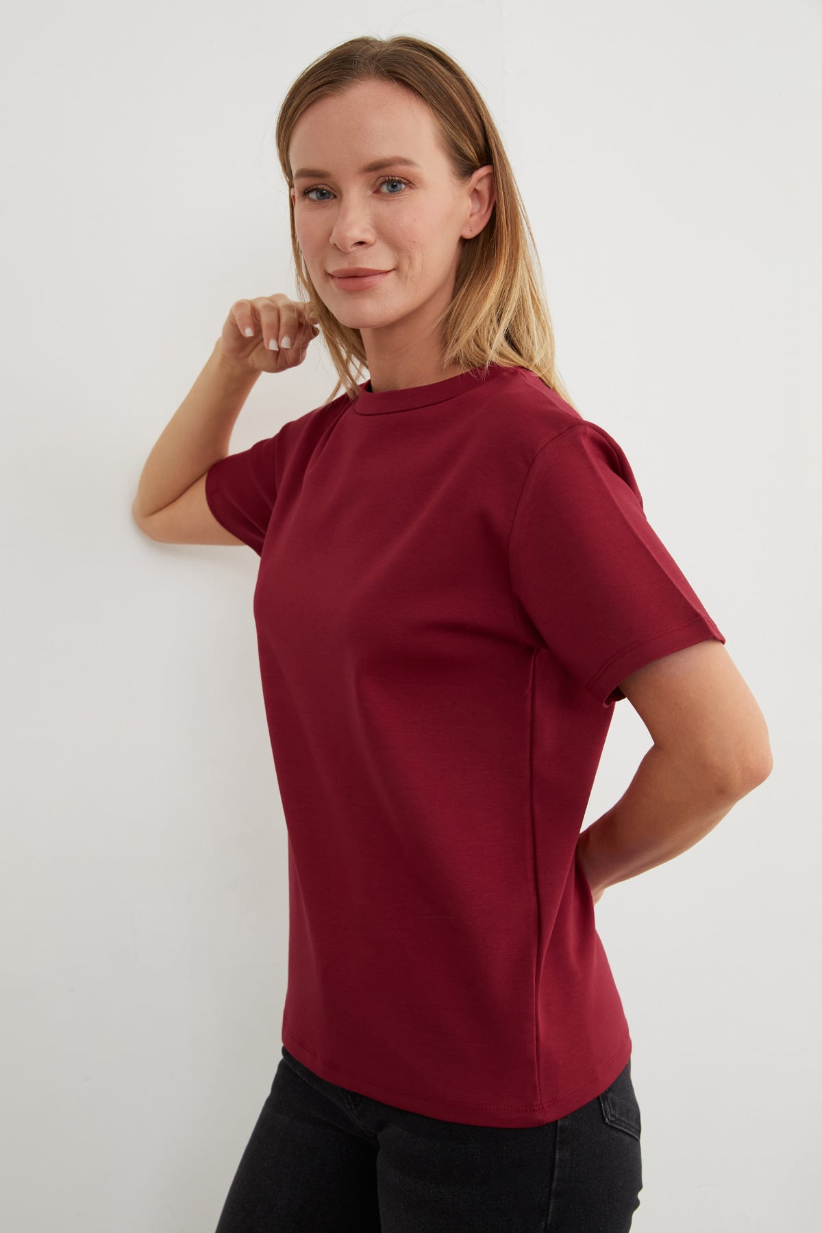 Basic Bisiklet Yaka Tişört 4