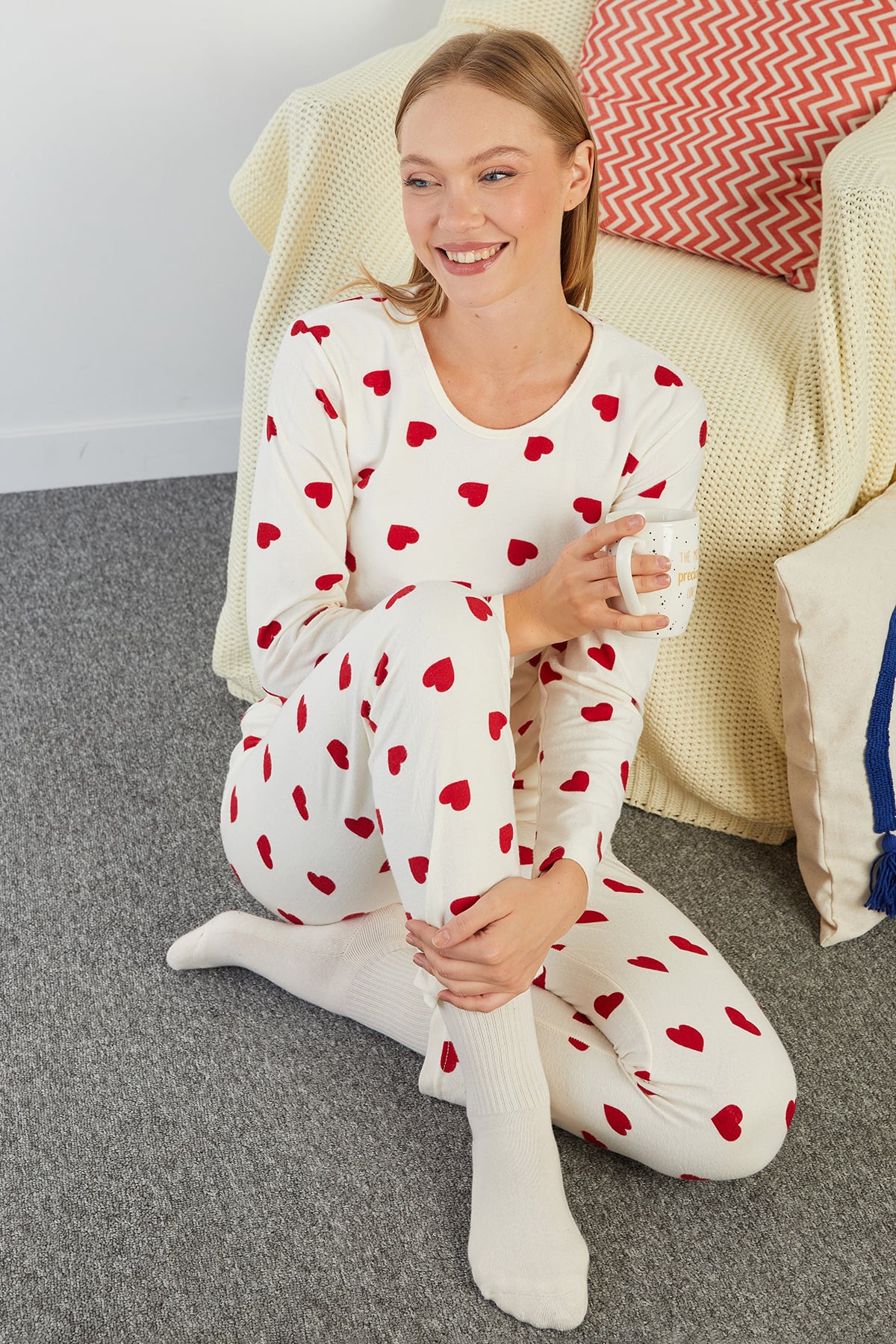 Kalp Desenli Bisiklet Yaka Süet Pijama Takımı 3