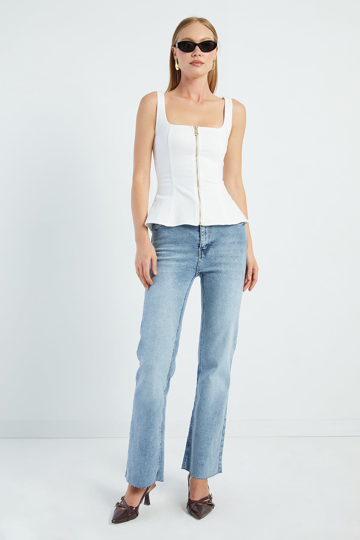 Kesik Paça Flare Jean