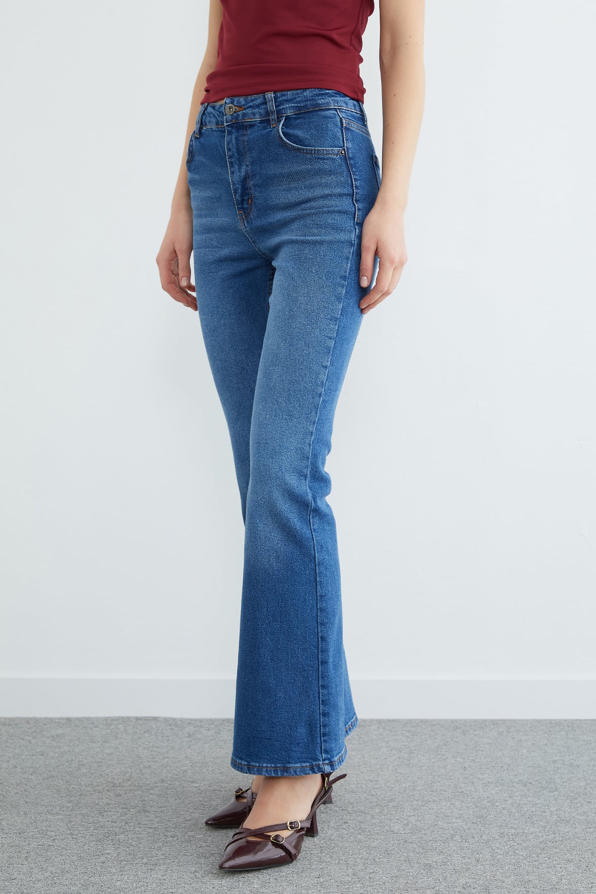 Yüksek Bel Fermuarlı Flare Jean 6