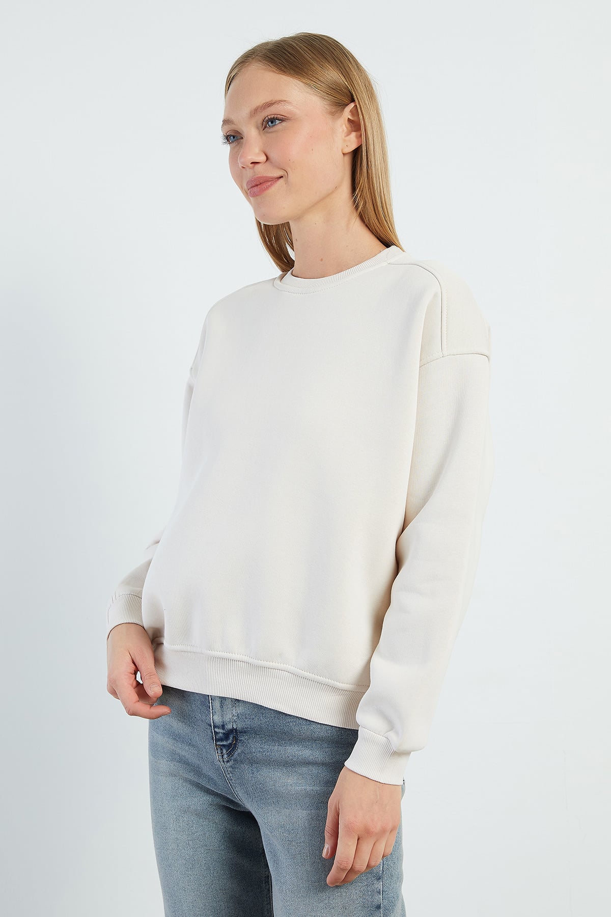 3 İplik Basic Bisiklet Yaka Oversize Sweatshirt 4