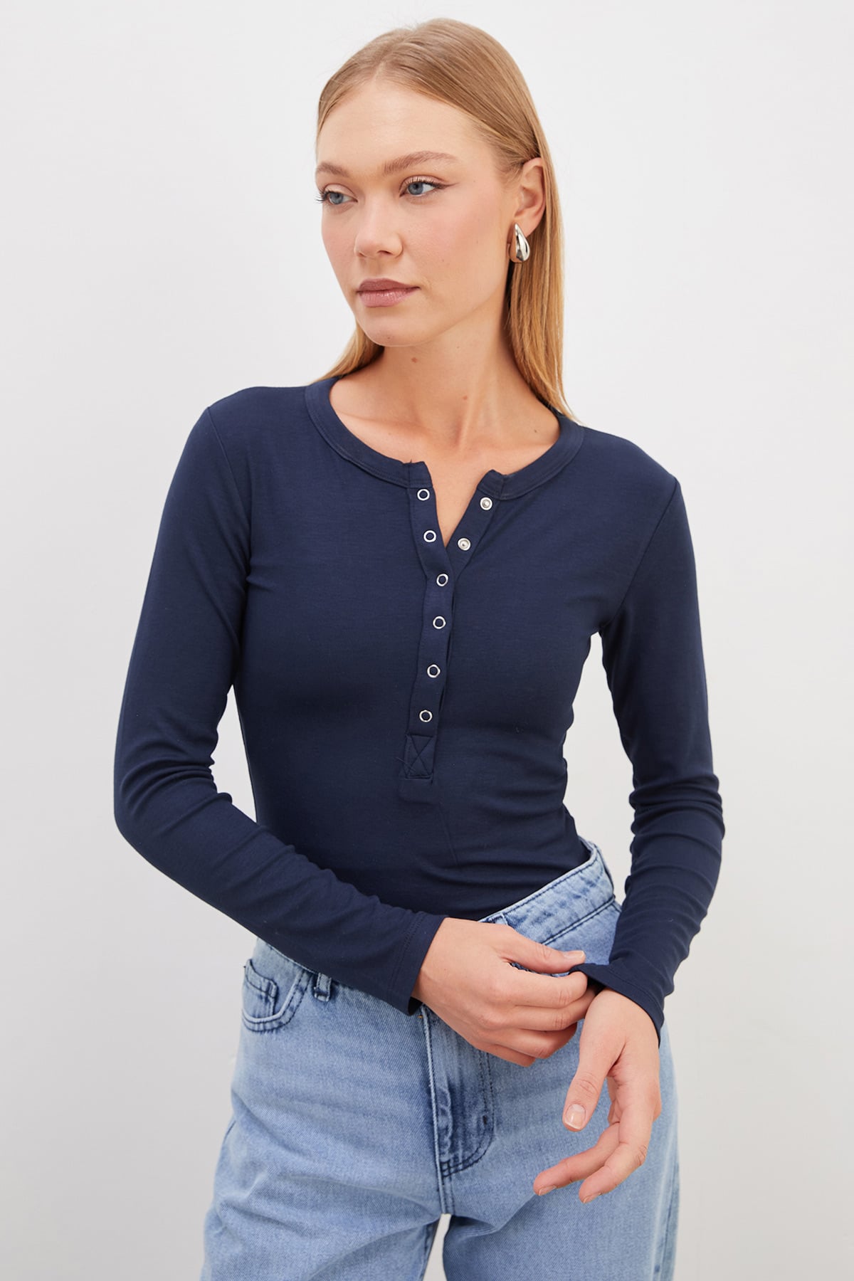 Yarım Çıtçıtlı Slim Fit Bluz 5