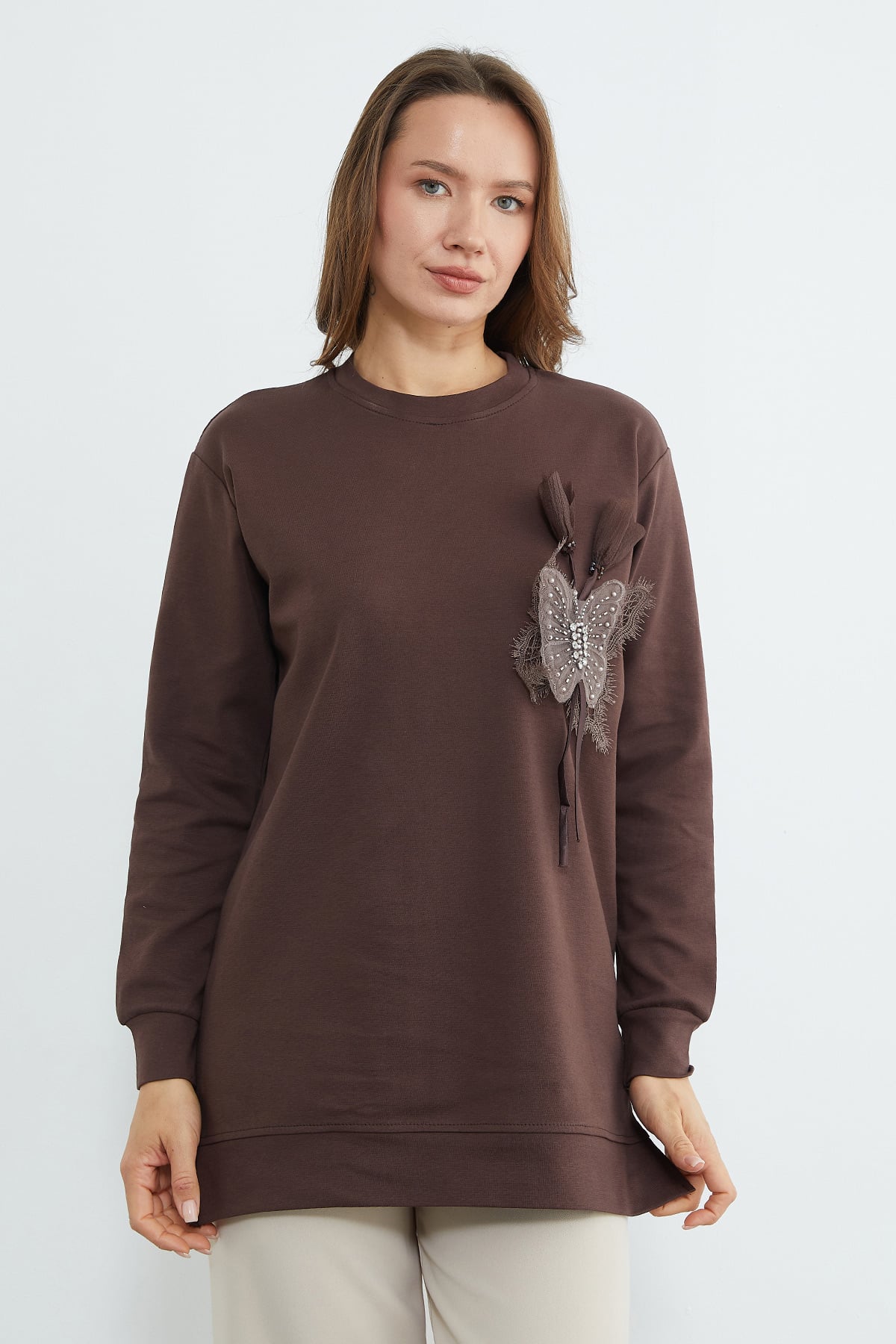 Fullamodest Kelebek Nakışlı Taşlı Bisiklet Yaka Tunik 2