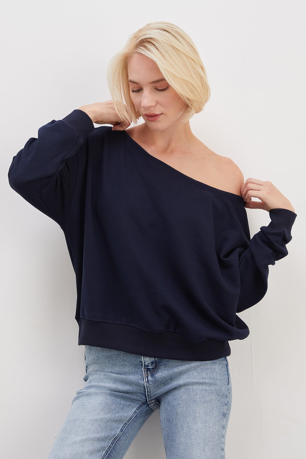 3 İplik Şardonsuz Kayık Yaka Oversize Sweatshirt 2