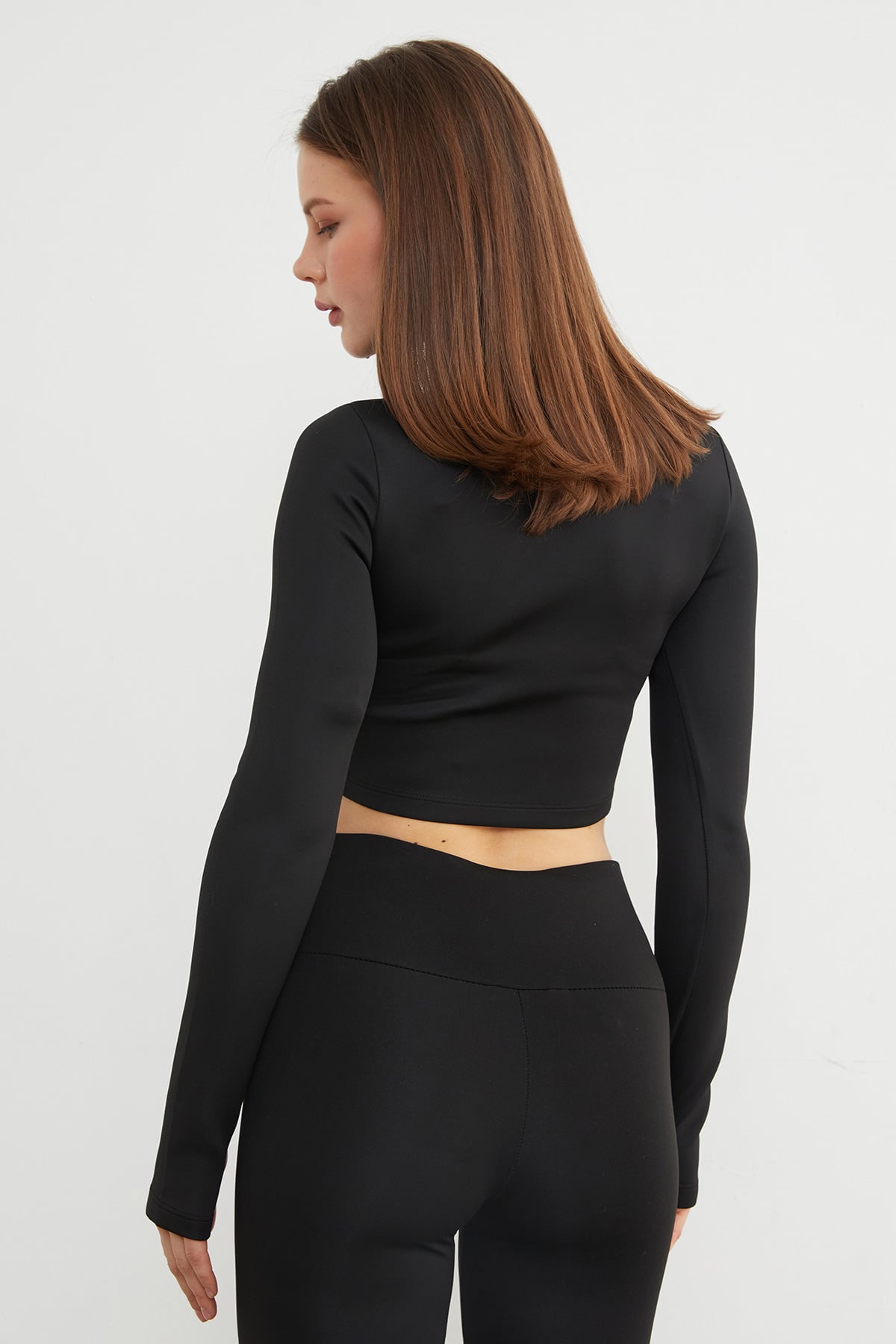 Basic Bisiklet Yaka Parmak Geçmeli Crop Bluz 7