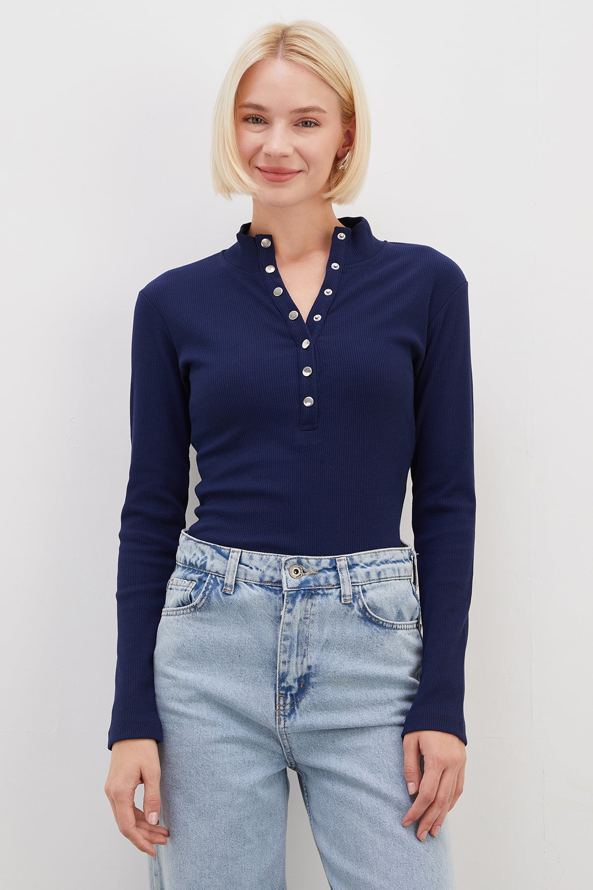 Fitilli Yarım Çıtçıtlı Dik Yaka Slim Fit Bluz 2