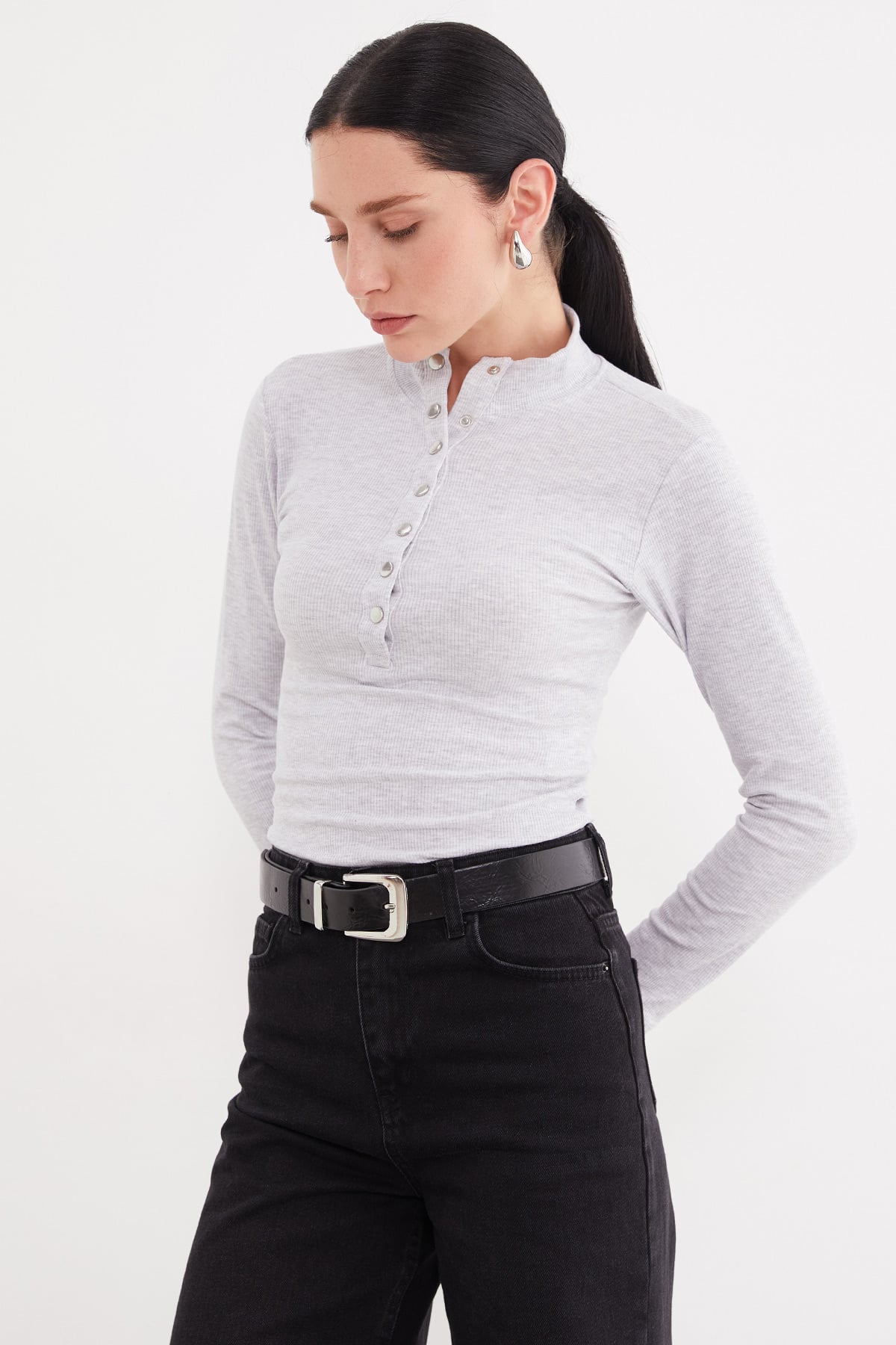 Kadın Fitilli Yarım Çıtçıtlı Dik Yaka Slim Fit Bluz 2