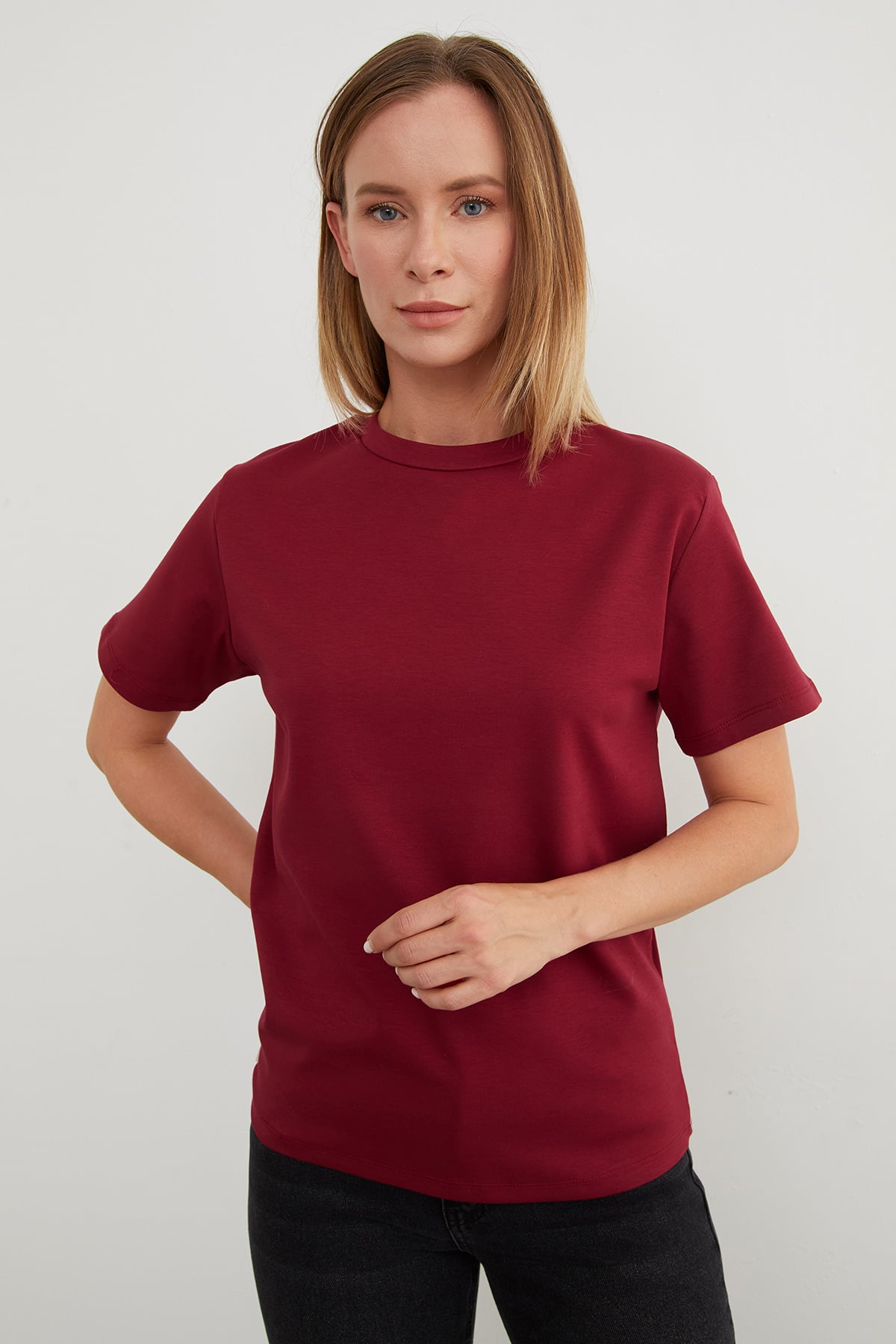 Basic Bisiklet Yaka Tişört 2