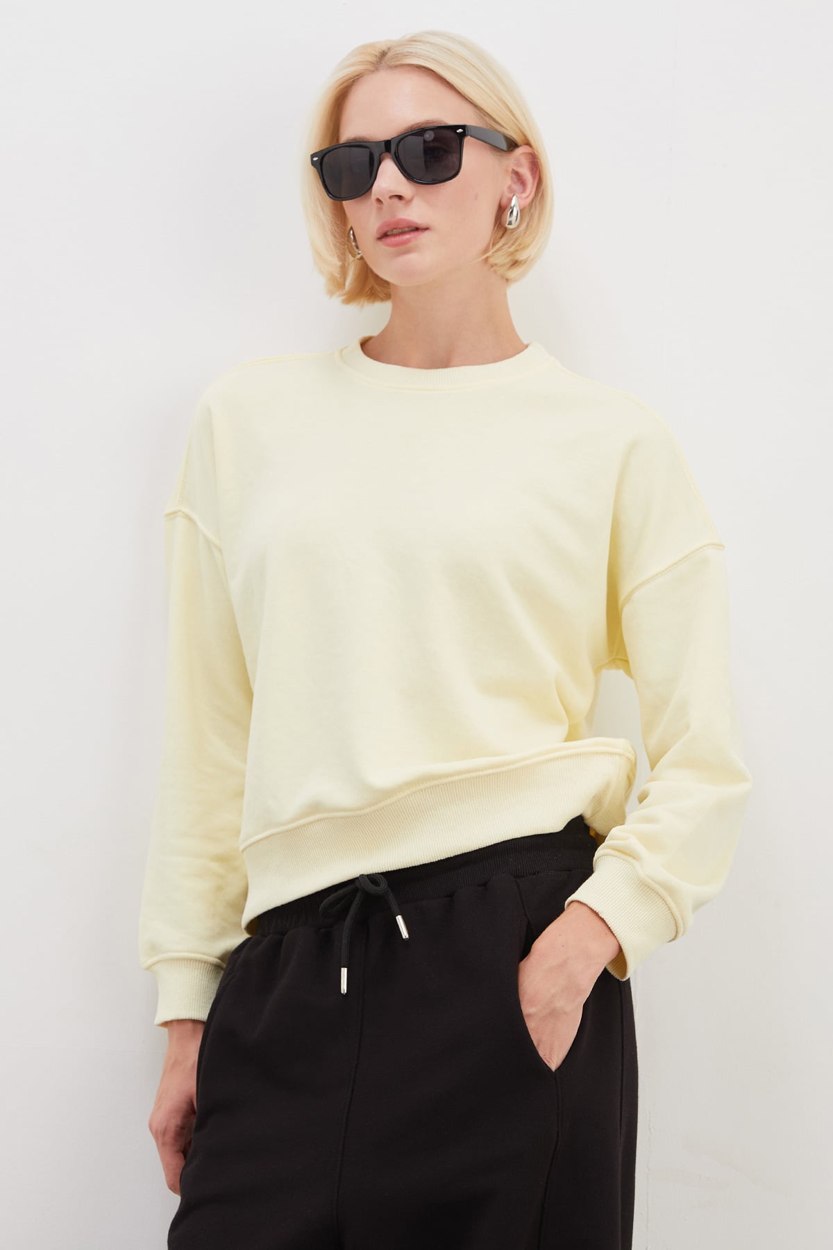 3 İplik Şardonsuz Basic Bisiklet Yaka Sweatshirt