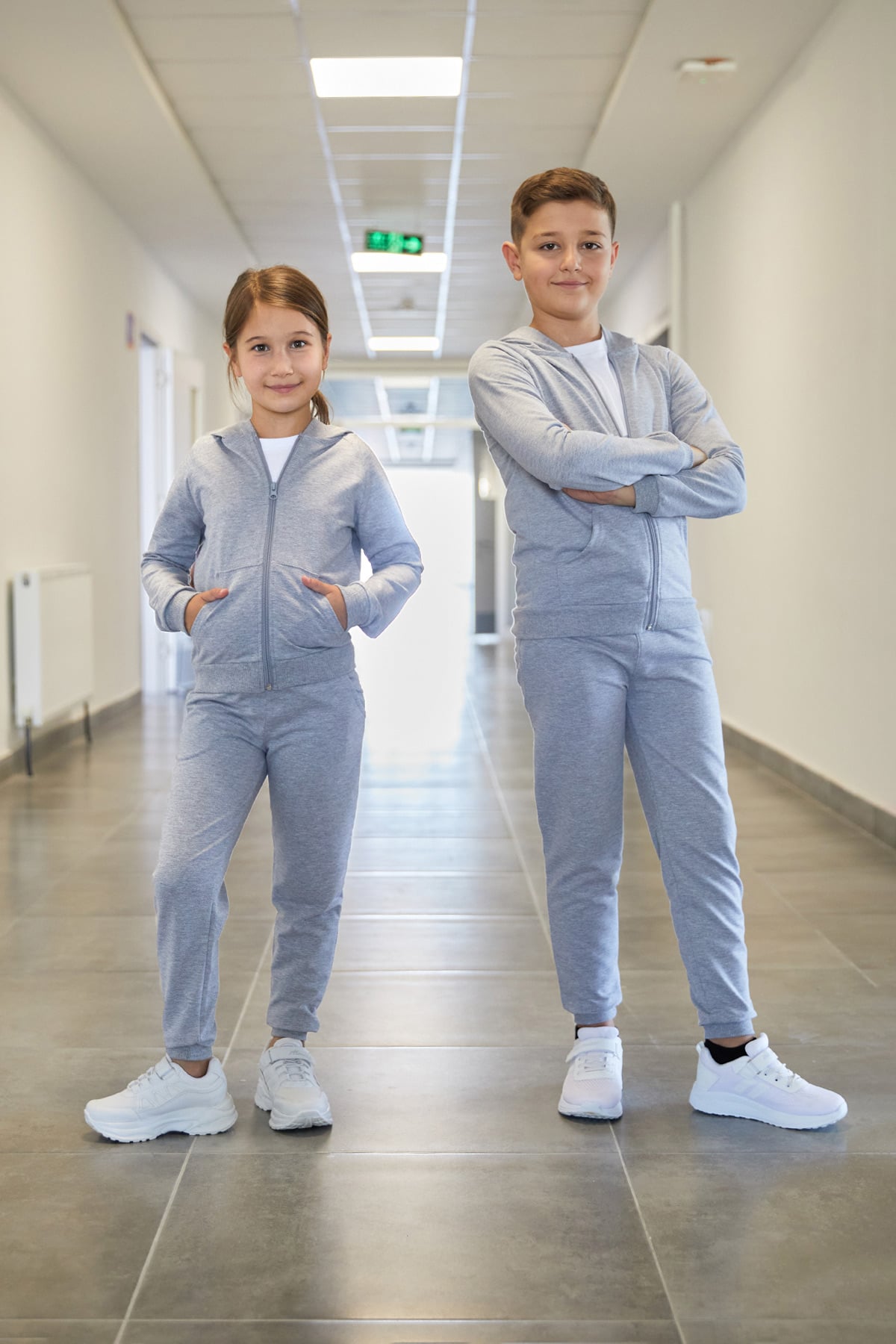 Kapüşonlu Fermuarlı Unisex Çocuk Eşofman Takımı