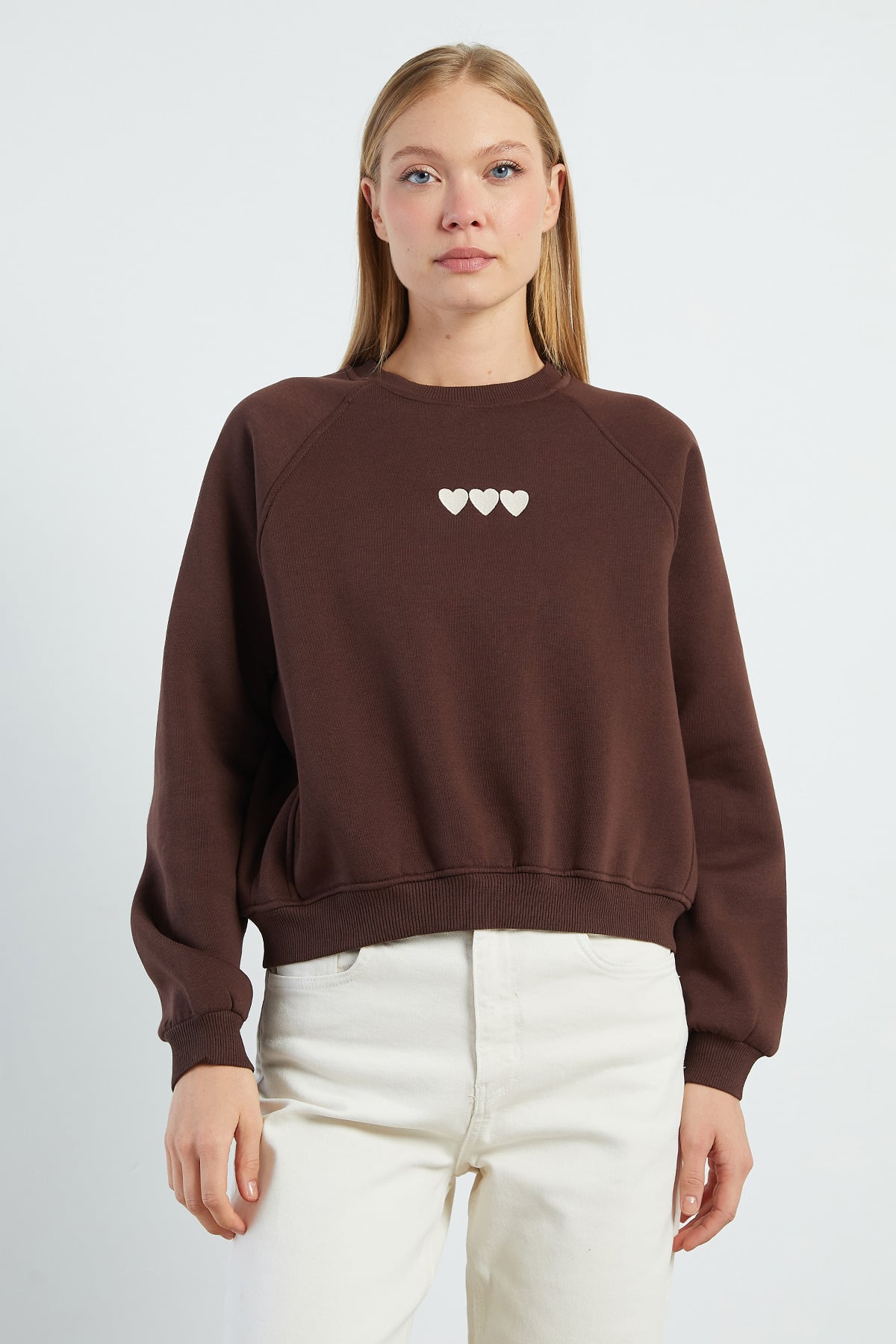 3 İplik Kalp Nakışlı Oversize Sweatshirt 3