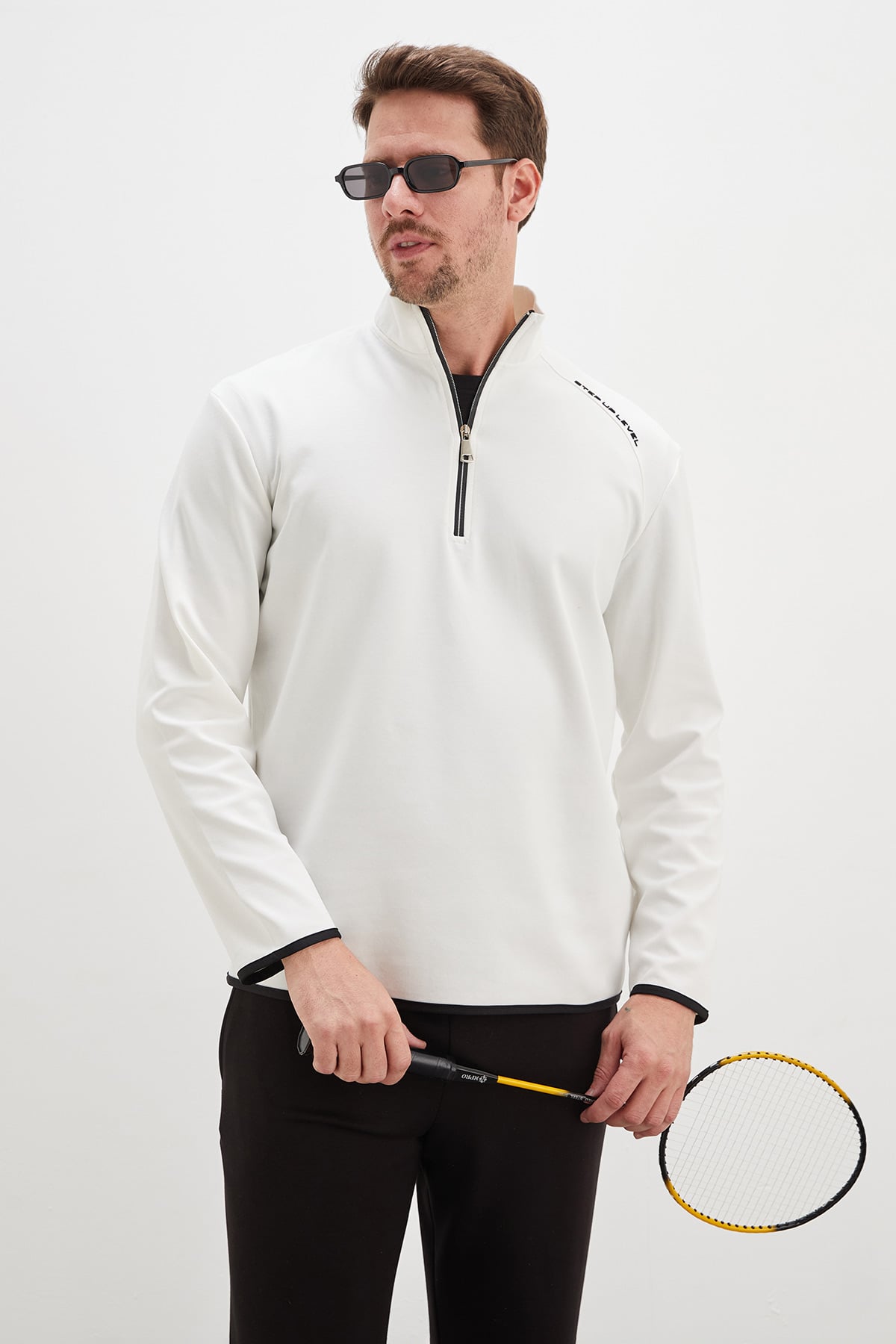 Baskılı Yarım Fermuarlı Dik Yaka Sweatshirt 3