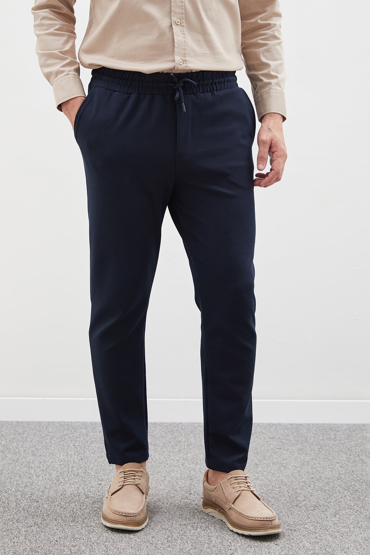 Jakarlı Beli Bağlamalı Regular Pantolon 2
