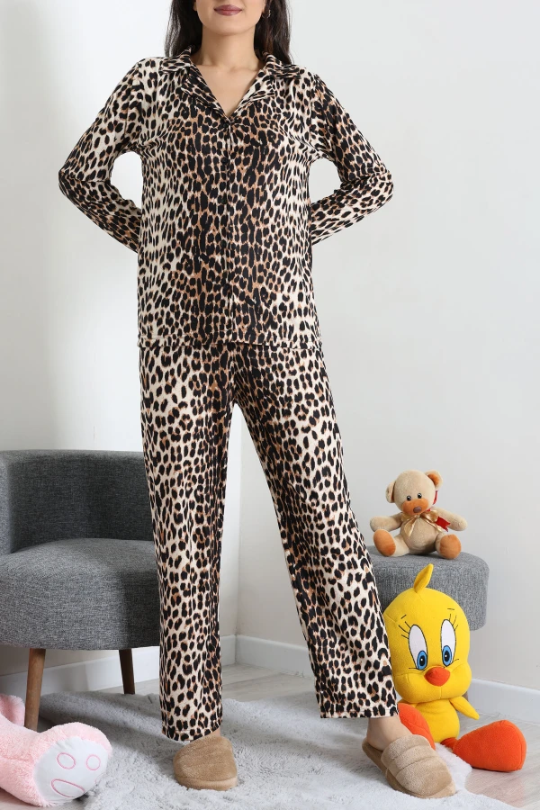 Süet Düğmeli Pijama Takımı Leopar 8