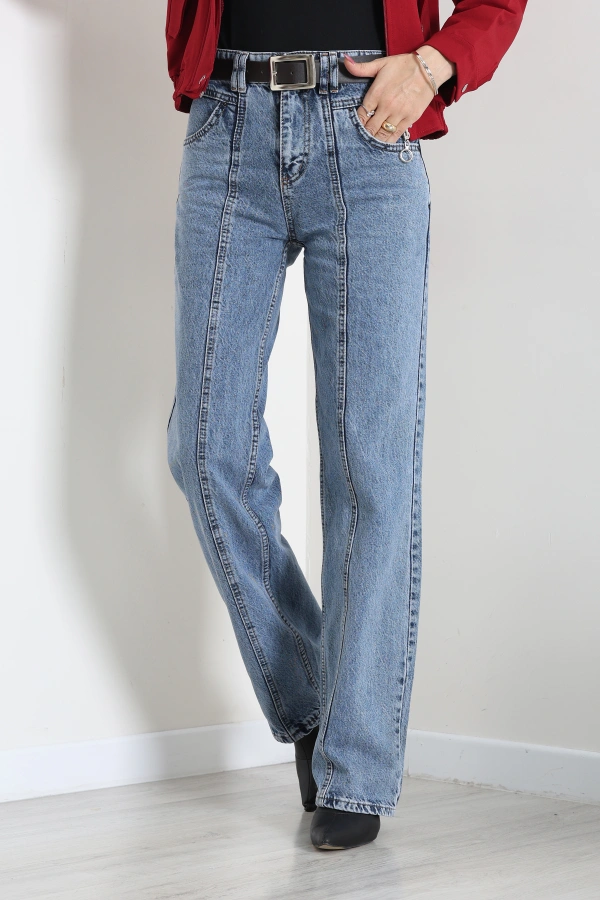 Kadın Açık Mavi Kemerli Straight Fit Yüksek Bel Kot Pantolon 2