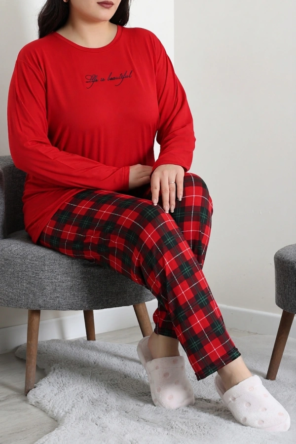 Kadın Kırmızı Ekose Desenli Büyük Beden Baskılı Pijama Takımı 5