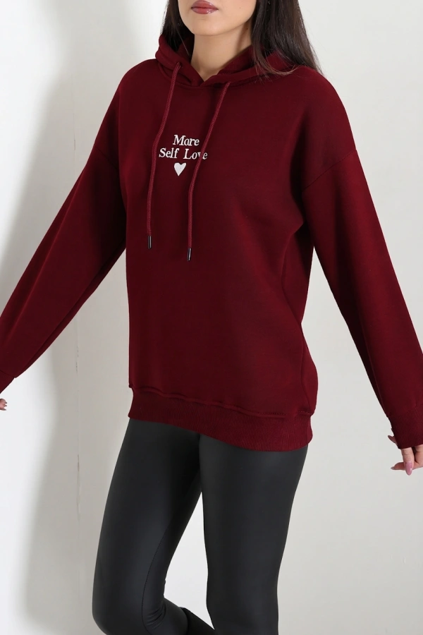 Üç İplik Kapşonlu Naskışlı Sweat Bordo 3
