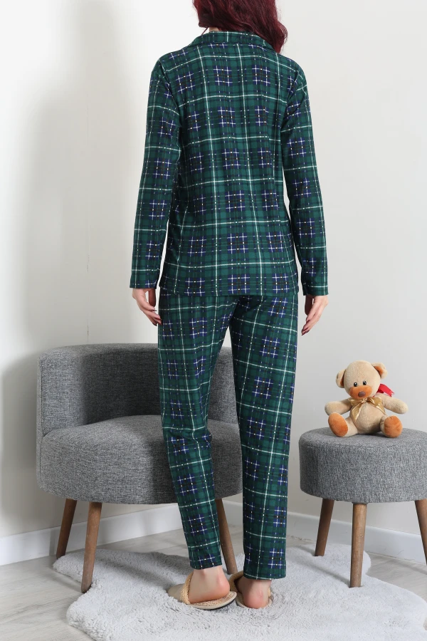Kadın Zümrüt Yeşili Süet Düğmeli Rahat Kalıp Pijama Takımı 7