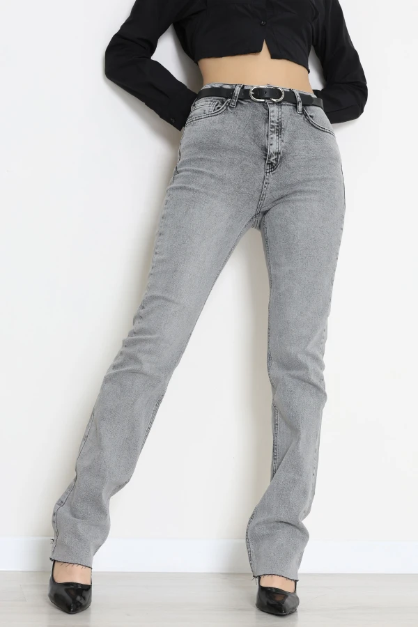 Kadın Gri Kemerli Straight Fit Yüksek Bel Kot Pantolon 4