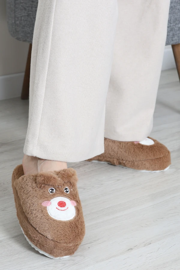 Peluş Desenli Kadın Ev Terliği Kahve 5