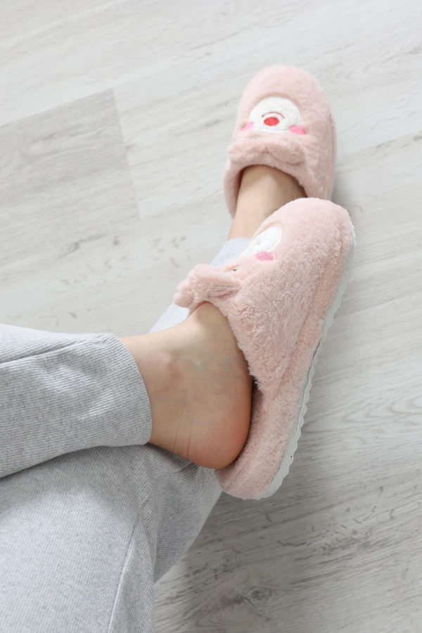 Peluş Desenli Kadın Ev Terliği Pembe 4