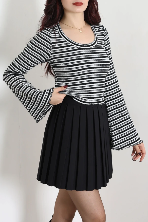 Kadın Siyah Çizgili Crop Bluz