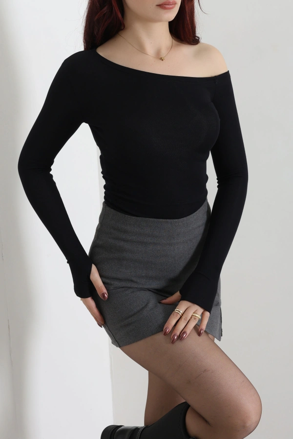 Kadın Siyah Omuz Açık Parmak Geçmeli Basic Body 2