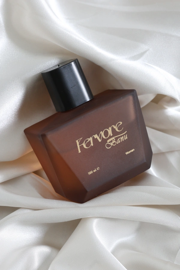 Kadın Pudra Kokulu Vanilyalı Çiçeksi Eau de Parfum
