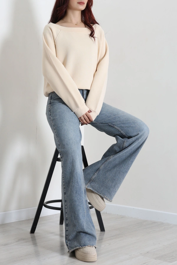 Kadın Bej 3 İplik Şardonlu Kayık Yaka Sweatshirt 4