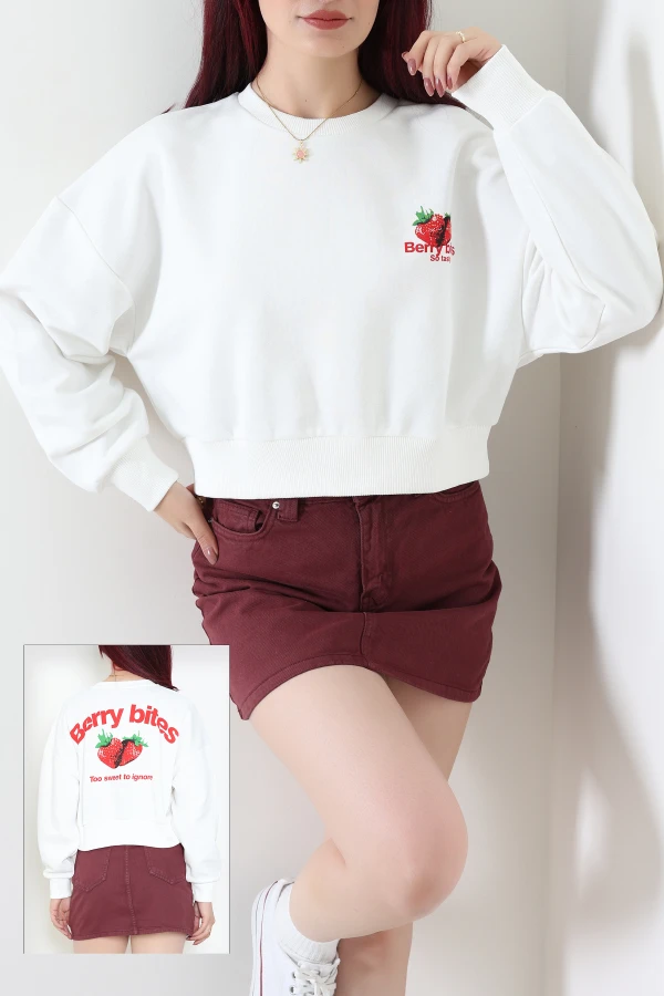 Quzu Çilek Baskılı Sweatshirt Beyaz