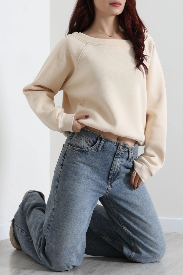 Kadın Bej 3 İplik Şardonlu Kayık Yaka Sweatshirt 2