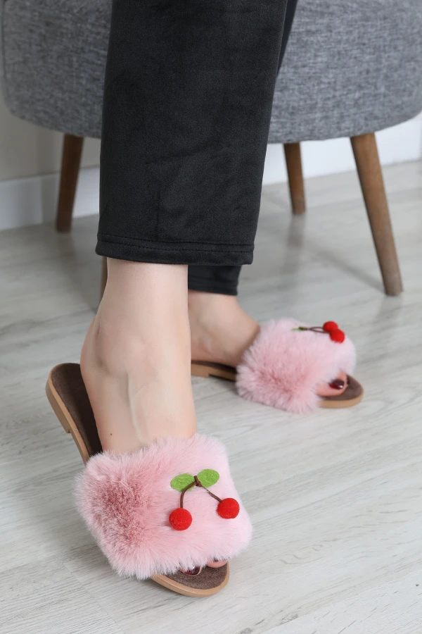 Kadın Pembe Peluş Kiraz Detaylı Ev Terliği Panduf 3