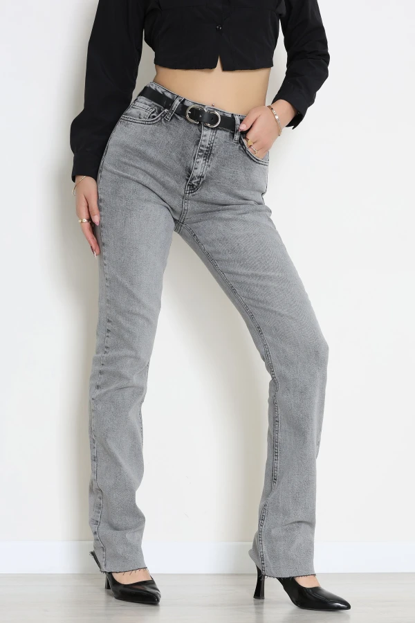 Kadın Gri Kemerli Straight Fit Yüksek Bel Kot Pantolon 2