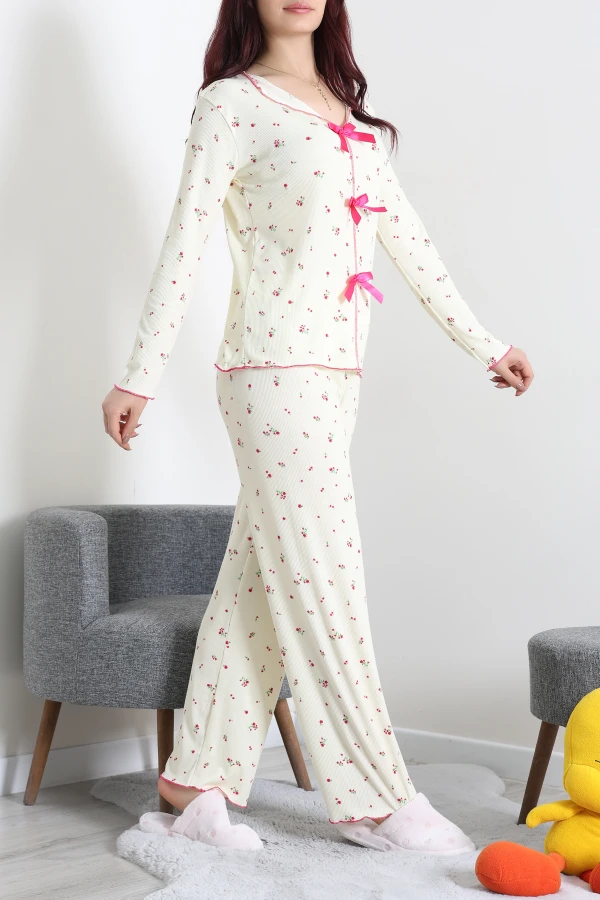 Kaşkorse Pijama Takımı Sarıçiçekli 3