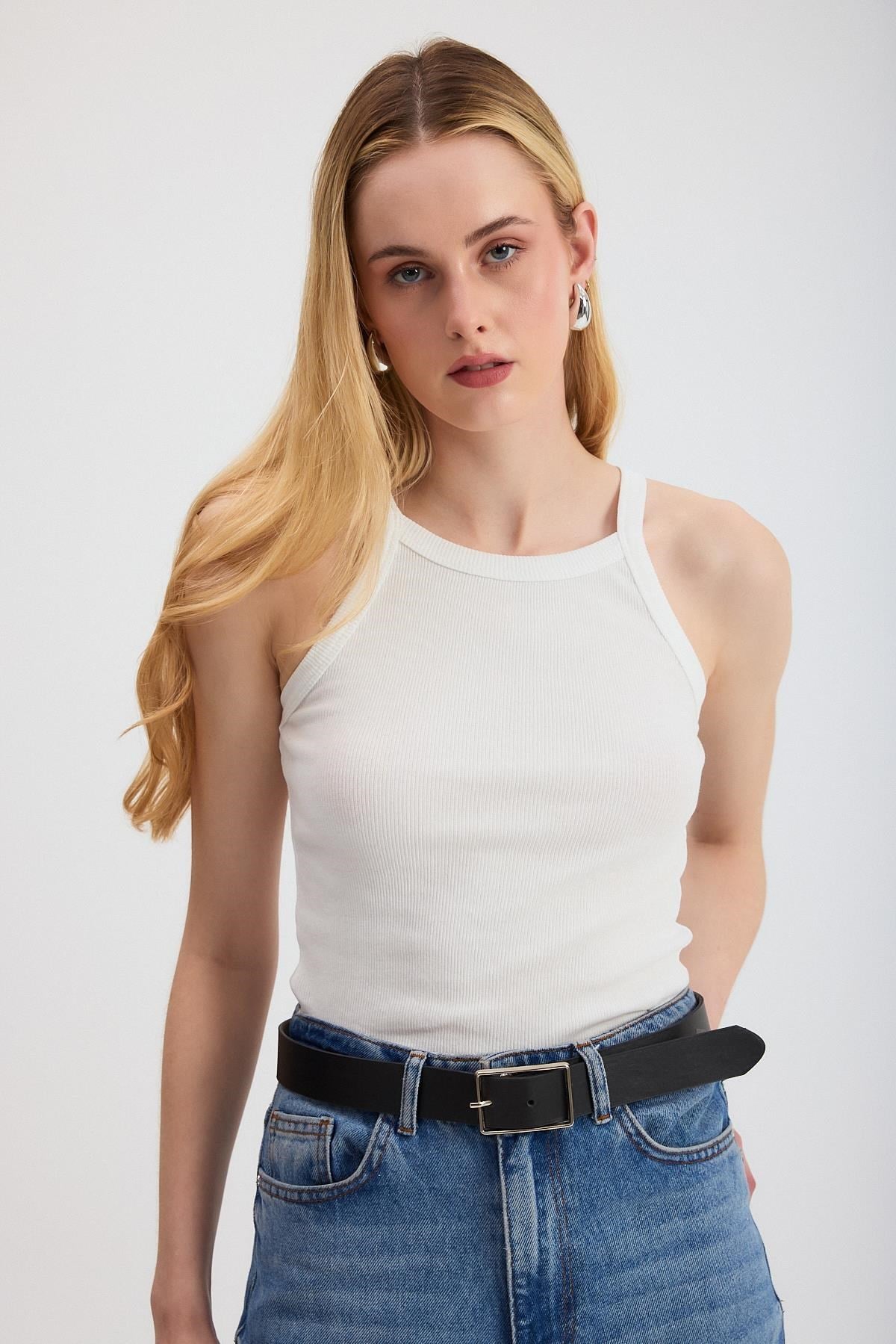 Beyaz -1121 Sıfır Kol Fitilli Halter Yaka Basic Atlet