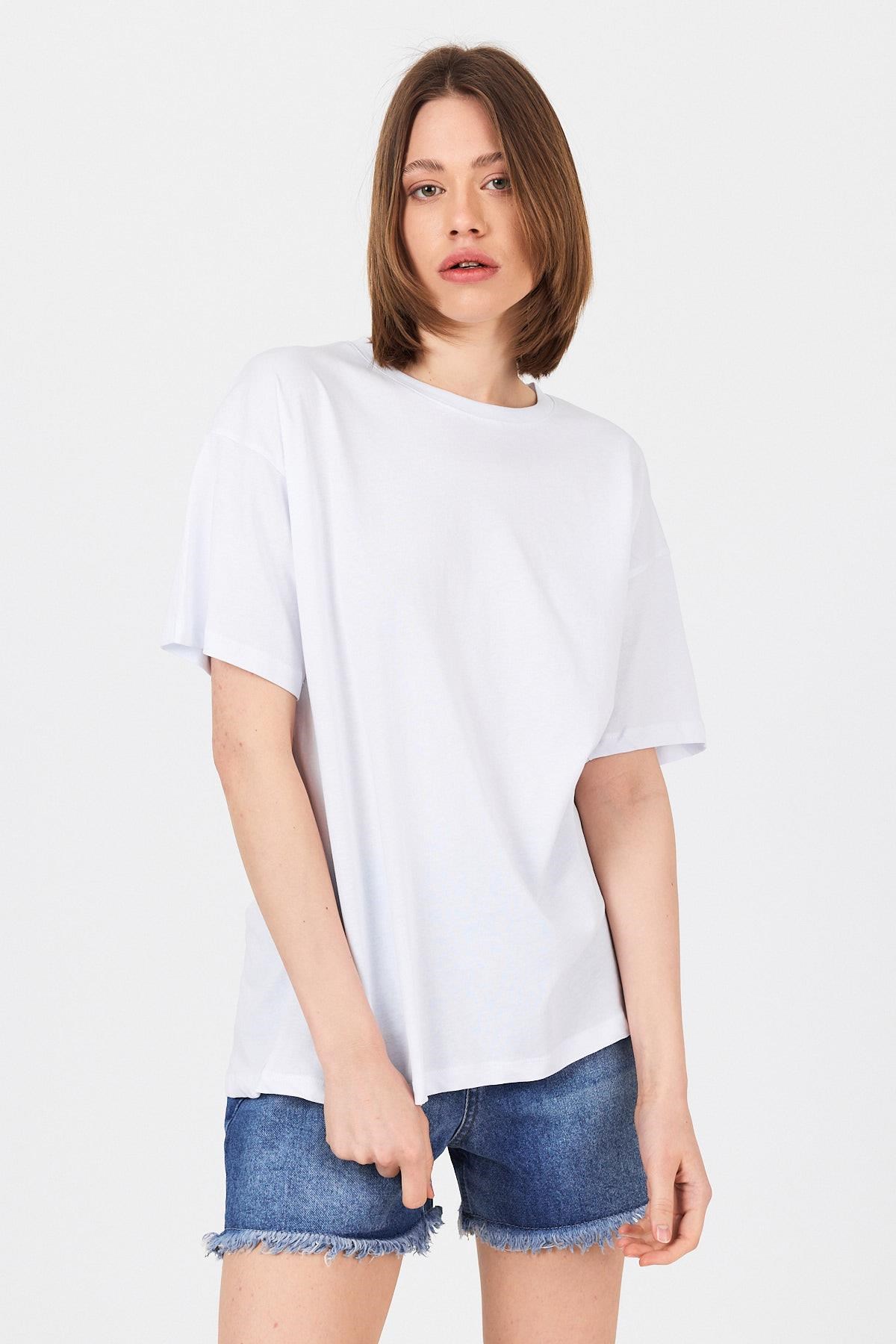 Beyaz Omuz Yazı Baskılı %100 Pamuk Oversize Tişört 2150-30M