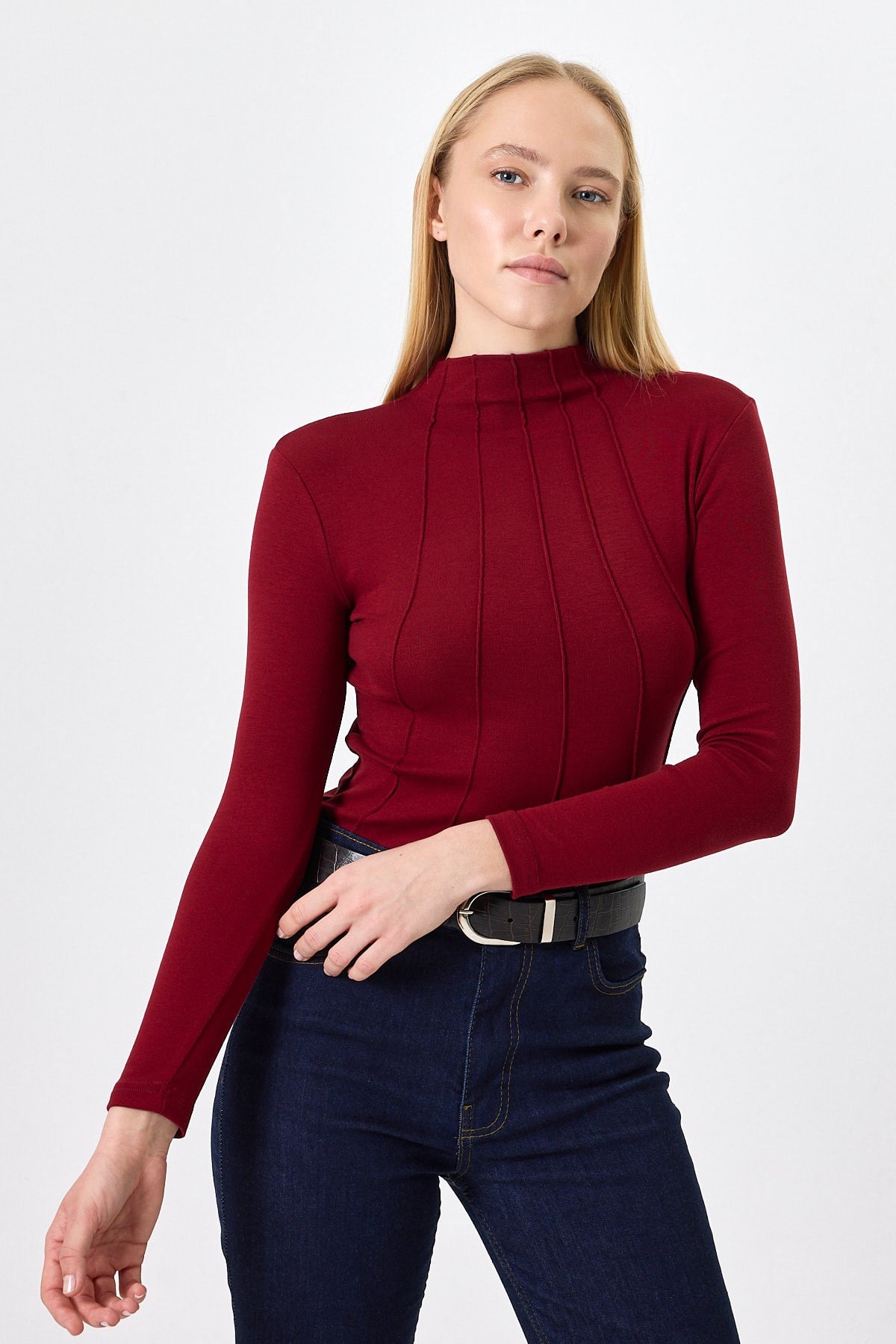 Bordo Uzun Kollu Yarım Balıkçı Yaka Dikiş Detaylı Kadın Body 8225A 2