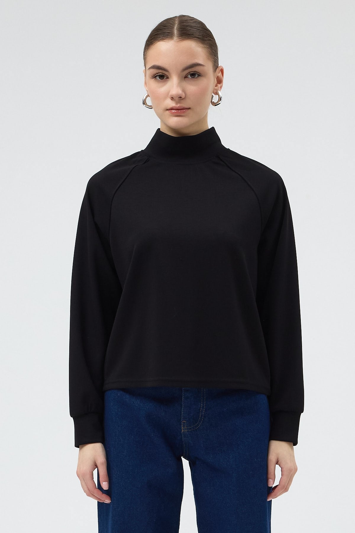 Siyah Dik Yaka Reglan Kol Kadın Sweat 8252A 2