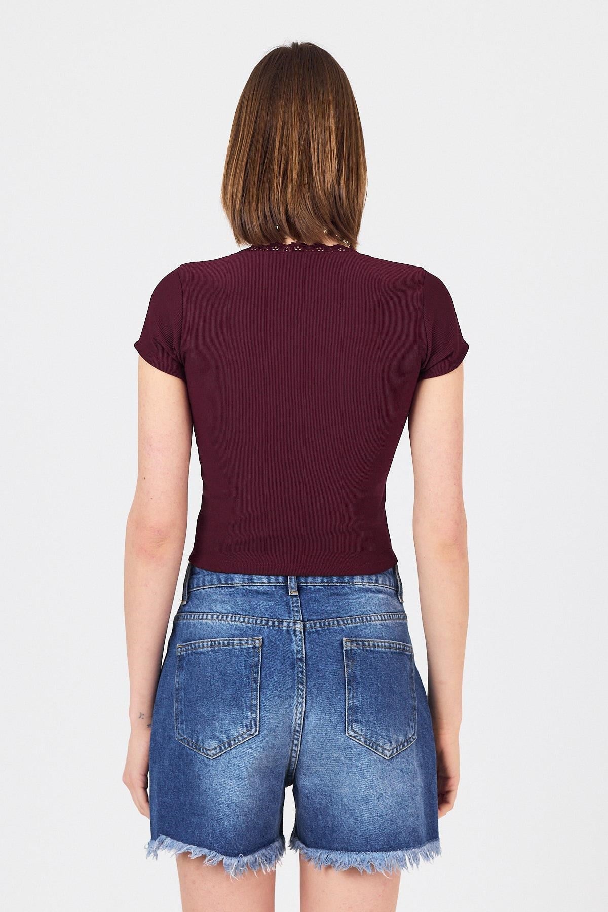 Bordo Dantel Yaka Fiyonk Detaylı Crop Tişört 2207 5