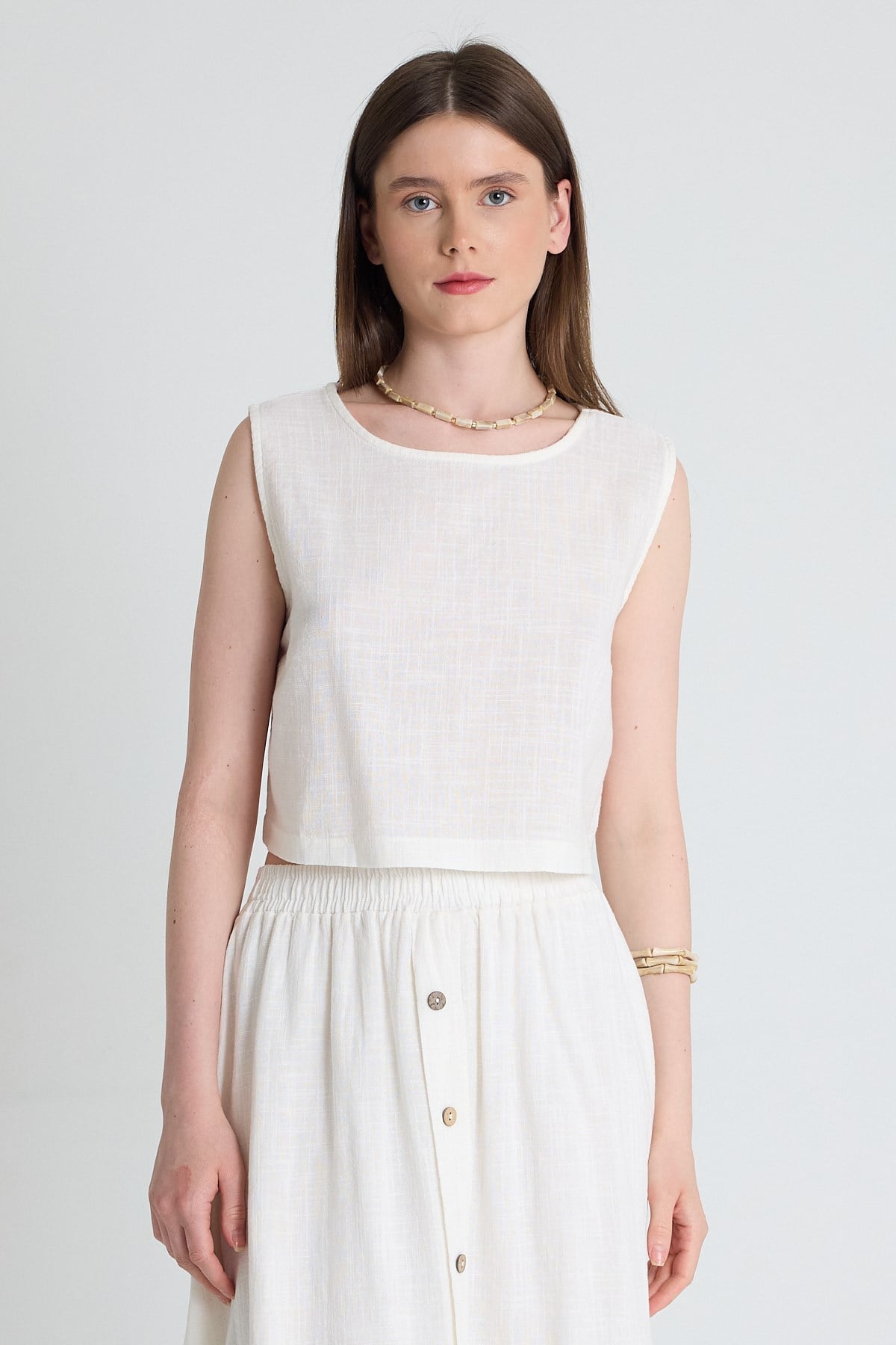 Beyaz Keten Görünümlü %100 Pamuk Kolsuz Crop Bluz 3419-1 2