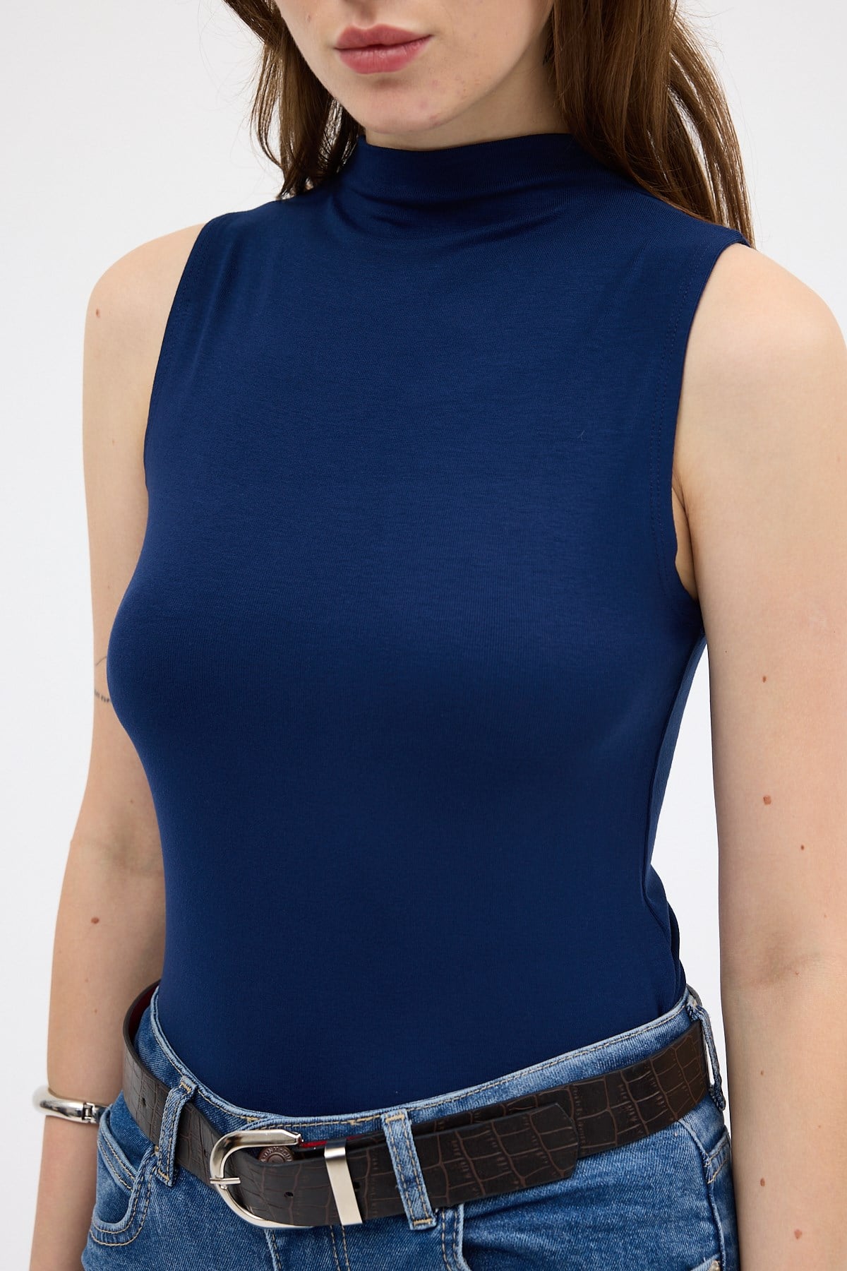 Laci Kadın Kolsuz Yüksek Yaka Body 8155A 4