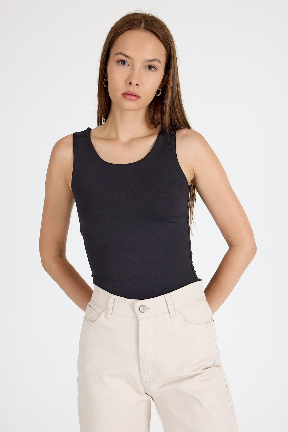 Siyah Slim Fit Kolsuz Basic Atlet 9194M