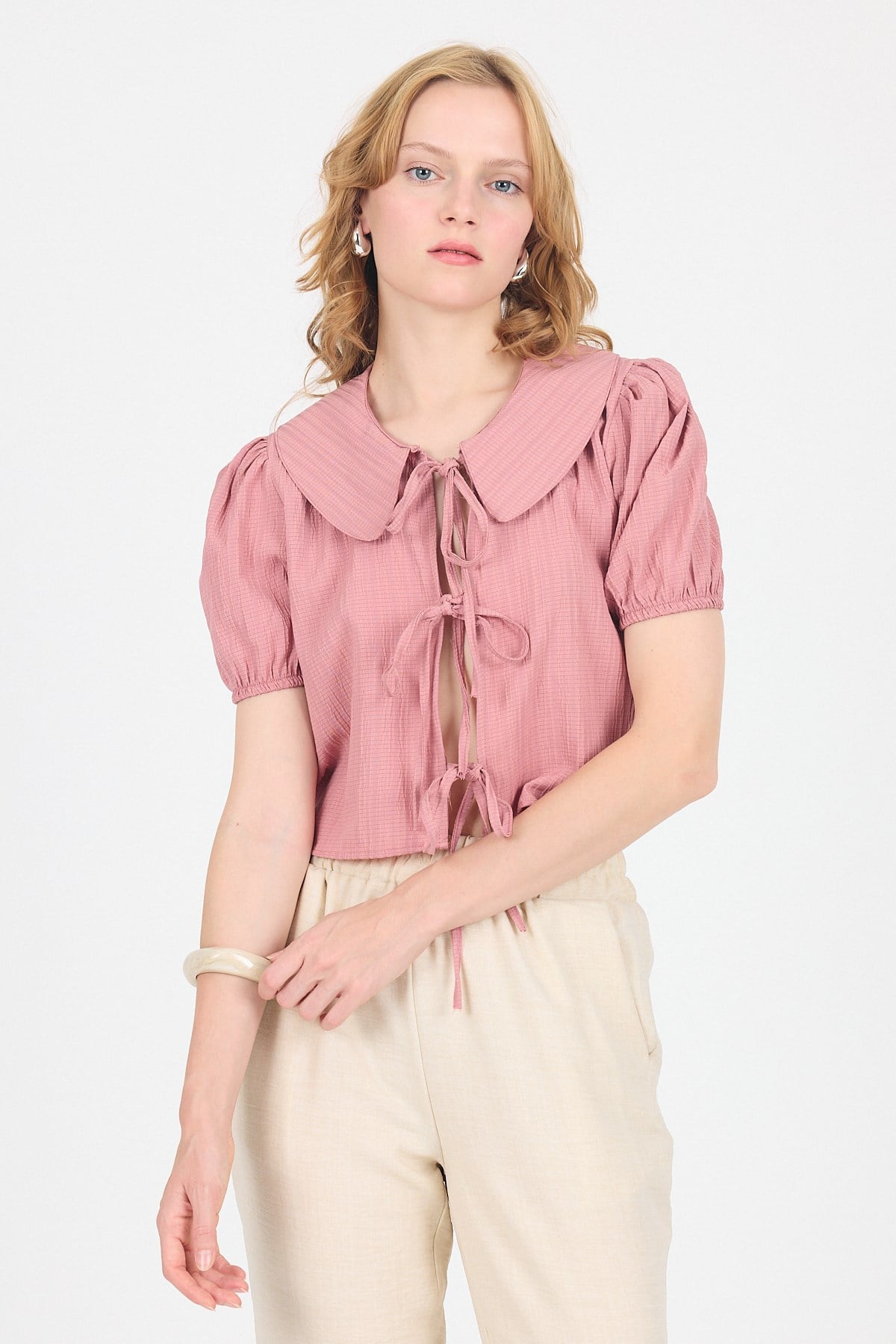 Gül Bağlama Detaylı Bebe Yaka Crop Bluz 8064 7