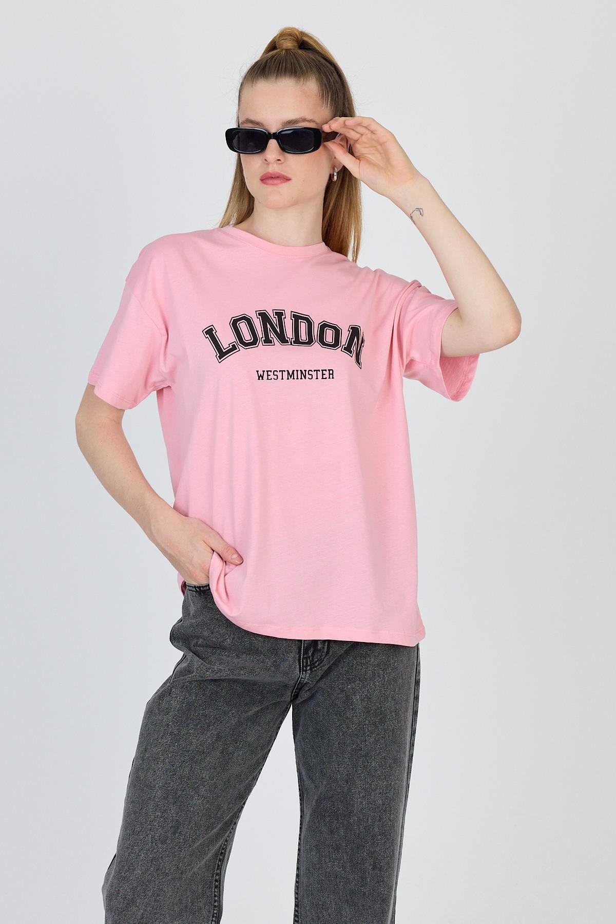 Pembe Yazı Baskılı %100 Pamuk Oversize Tişört 2150-9M 2