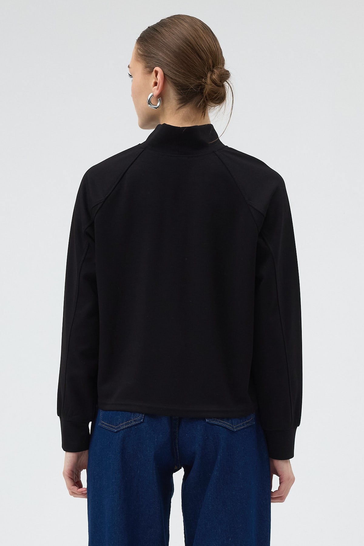 Siyah Dik Yaka Reglan Kol Kadın Sweat 8252A 5