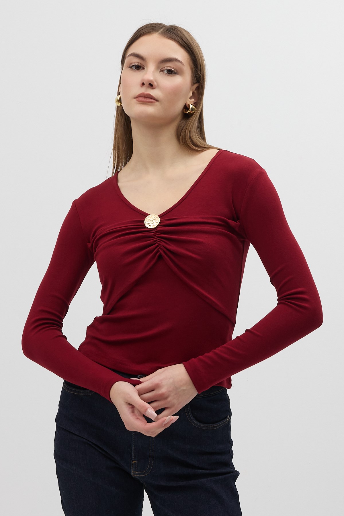 Bordo V Yaka Ön Düğme Detaylı Bluz 8226A