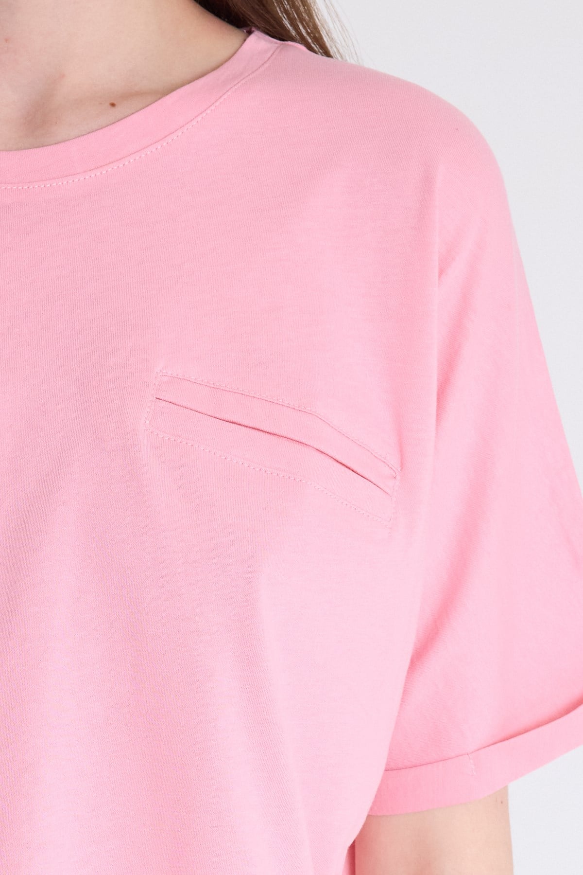 Pembe Cep Detaylı Bisiklet Yaka Crop Tişört 2136M 4