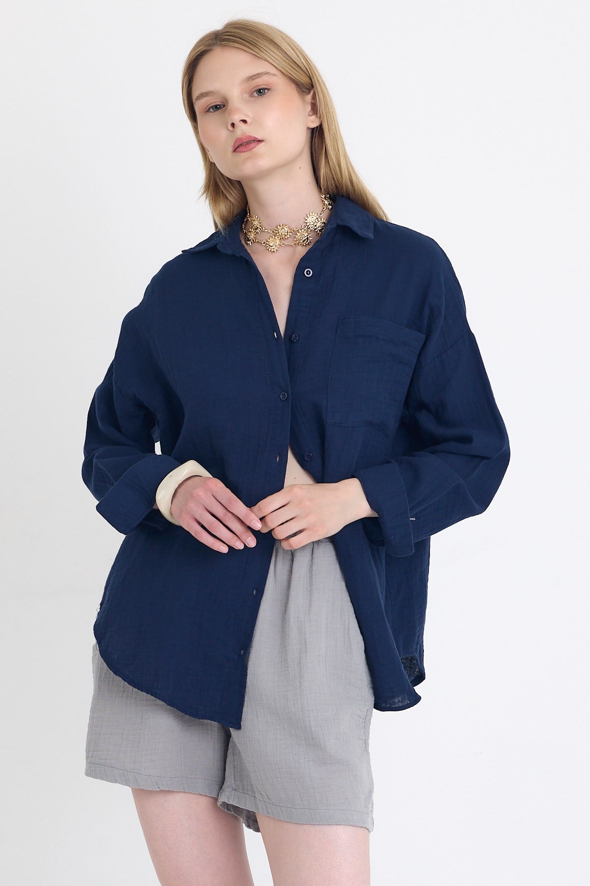 Laci Tek Cepli %100 Pamuk Oversize Müslin Gömlek 4697A 4