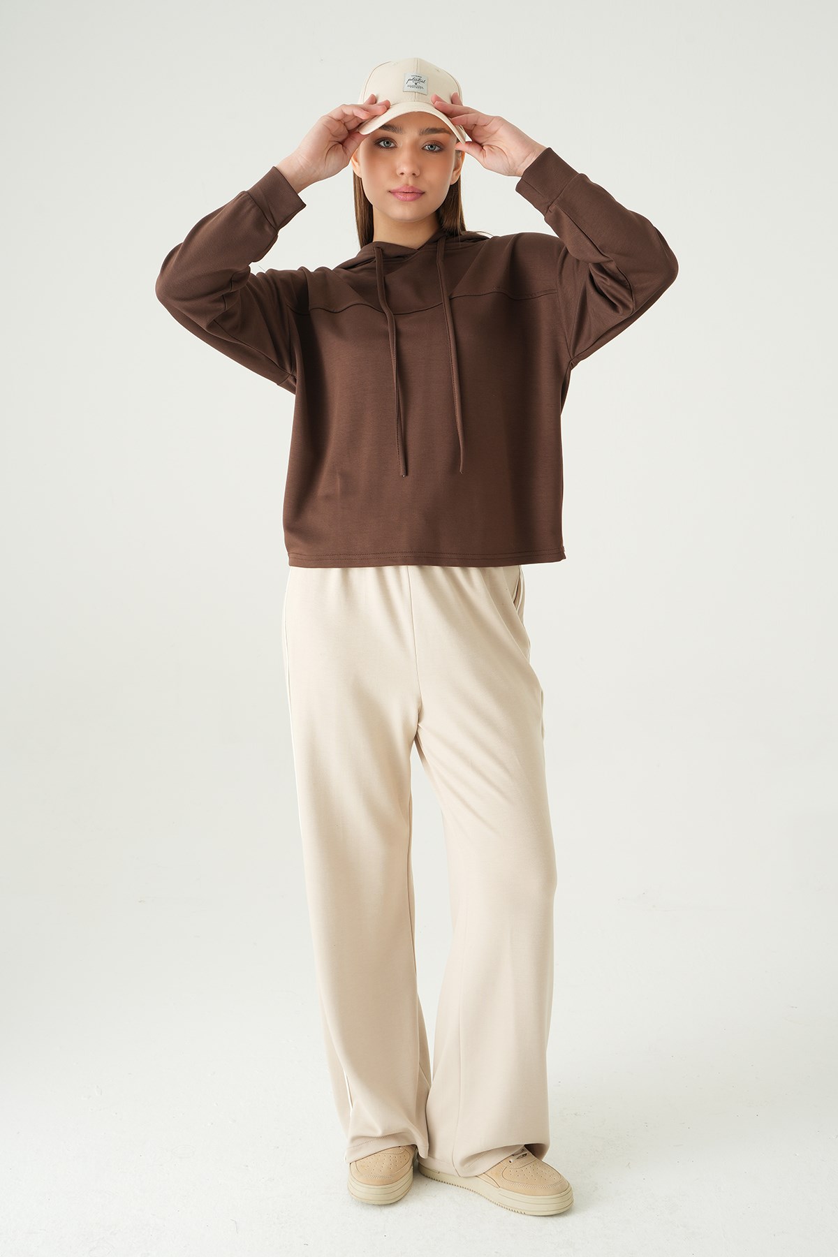Kahve Şerit Detay Sweat 8308A 3