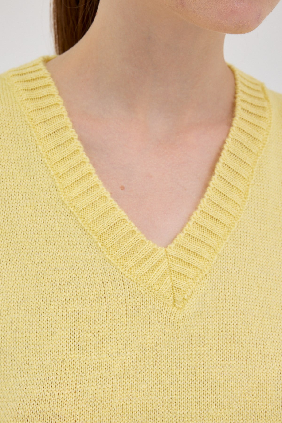 Sarı Oversize V Yaka Kadın Süveter 2292 4